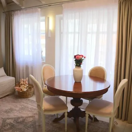 Rimondi Residences *