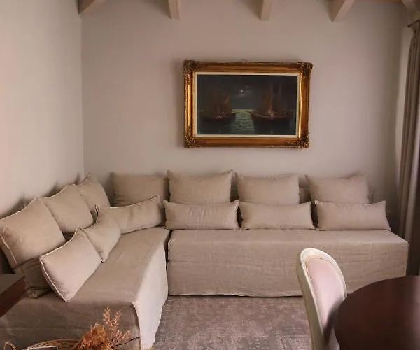 Rimondi Residences *